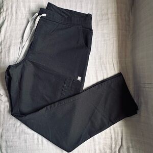 Yola skinny scrub pant by Figs